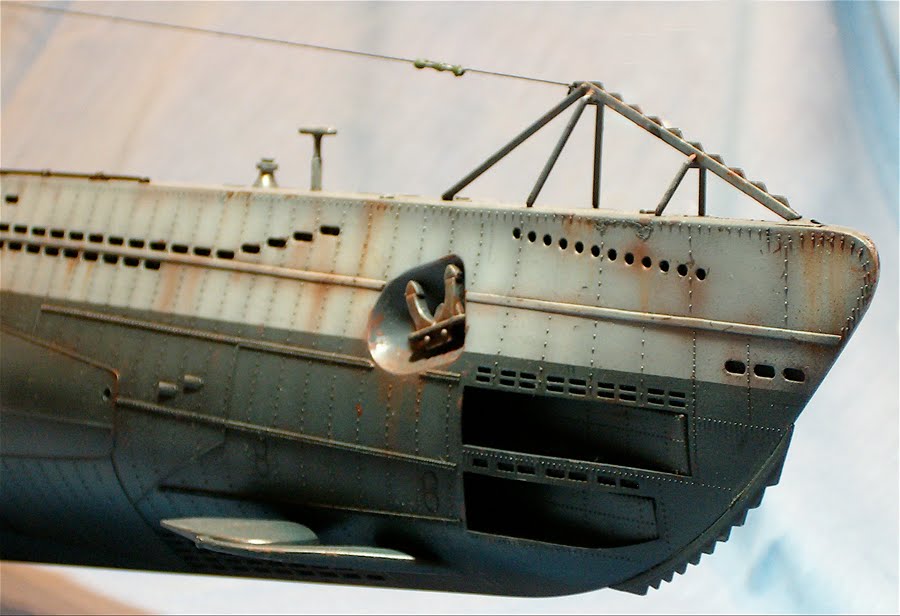 Click image for larger version

Name:	uboat_bow_revell.jpg
Views:	1
Size:	70.1 KB
ID:	75520