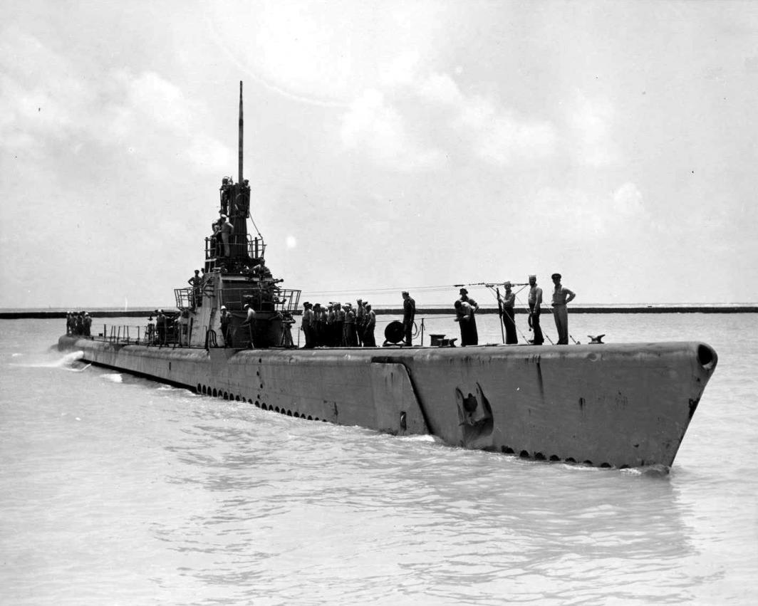 Click image for larger version

Name:	19 weathered - USS Lapon SS-260.jpg
Views:	1
Size:	88.0 KB
ID:	68248