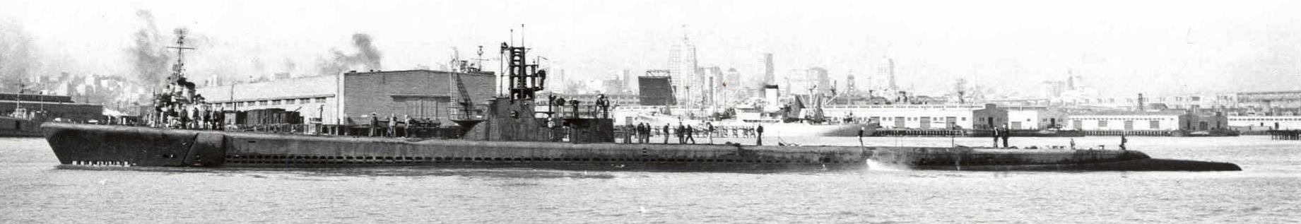 Click image for larger version

Name:	01e weathered - USS Shad SS-235.jpg
Views:	1
Size:	84.2 KB
ID:	68227