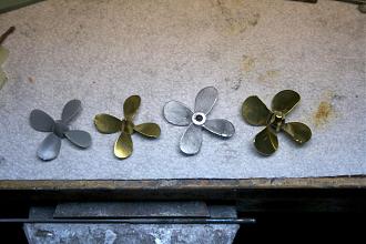 Click image for larger version

Name:	Propellor_quiz.jpg
Views:	1
Size:	95.5 KB
ID:	64989