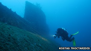 Click image for larger version

Name:	_57055063_perseus_thoctarides.jpg
Views:	1
Size:	8.6 KB
ID:	101544