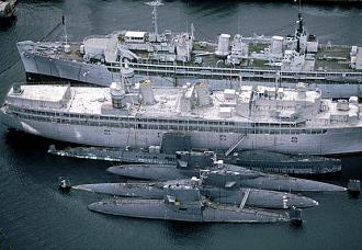 Click image for larger version

Name:	navy-ships-and-submarines-harald-sund.jpg
Views:	334
Size:	49.5 KB
ID:	153033