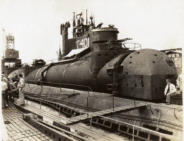 Click image for larger version

Name:	Japanese_I401_submarine_2.jpg
Views:	302
Size:	75.3 KB
ID:	161463