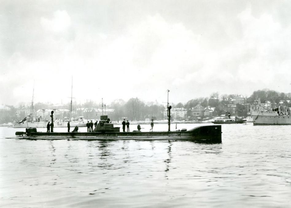 Click image for larger version

Name:	U1-001.jpg
Views:	169
Size:	56.5 KB
ID:	166939