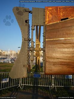 Click image for larger version  Name:	20100317-191420_ruder_und_propeller_des_ictineo_ii.jpg Views:	3 Size:	44.5 KB ID:	167728
