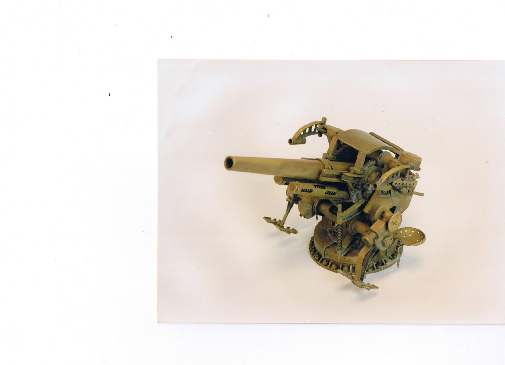 Click image for larger version

Name:	gun1.jpg
Views:	1
Size:	81.7 KB
ID:	99944