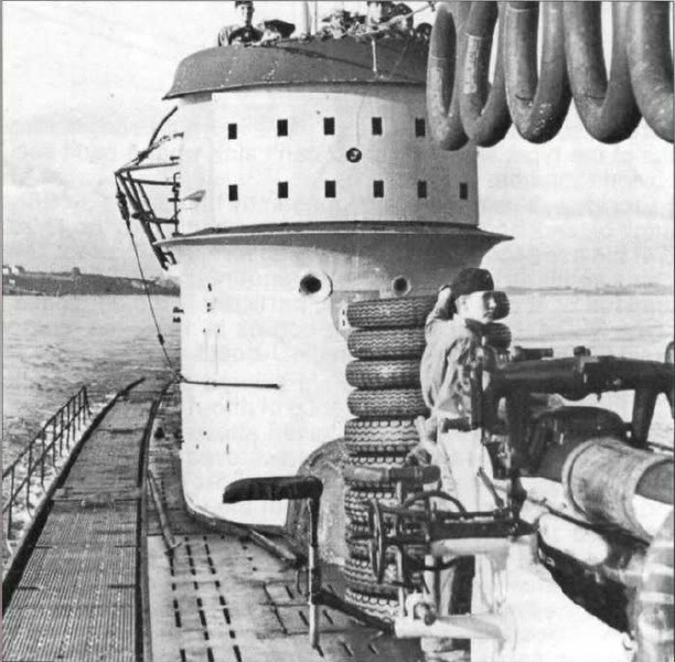 Click image for larger version

Name:	U-156-1941etlarcuprationdepneus.jpg
Views:	1
Size:	70.6 KB
ID:	73706