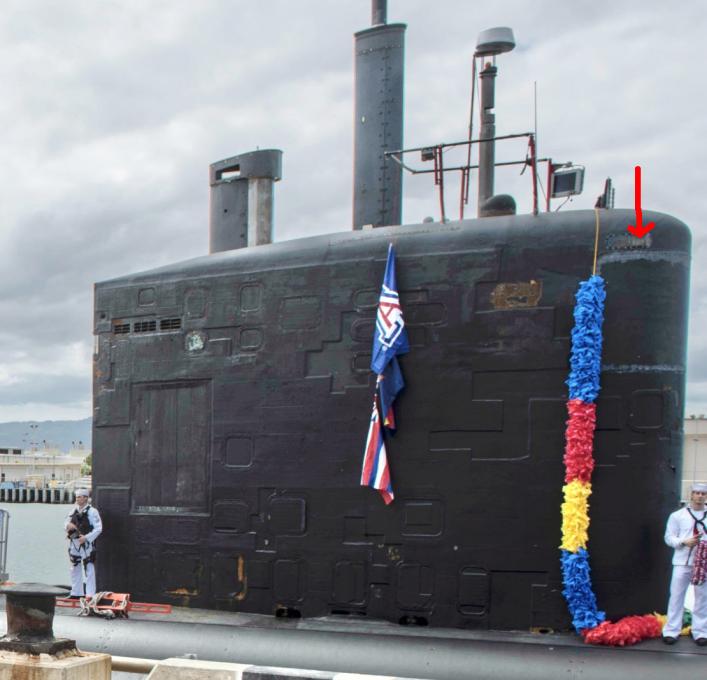 Click image for larger version

Name:	SSN 770 Sail Honolulu Lights.jpg
Views:	201
Size:	50.9 KB
ID:	171989