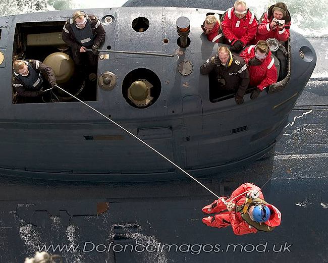Click image for larger version

Name:	hms torbay.jpg
Views:	1
Size:	81.5 KB
ID:	62813