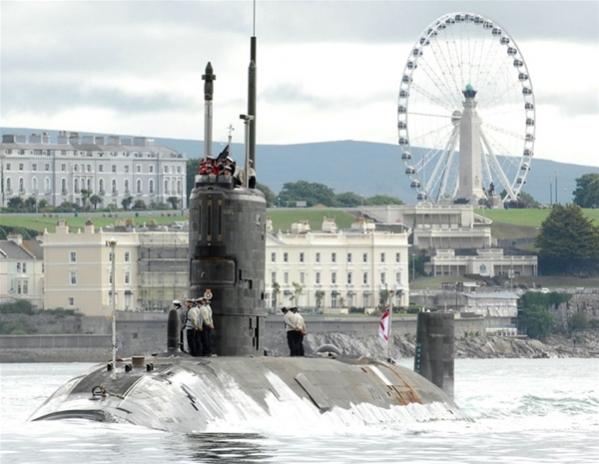 Click image for larger version

Name:	hms triumph.jpg
Views:	1
Size:	41.5 KB
ID:	62816