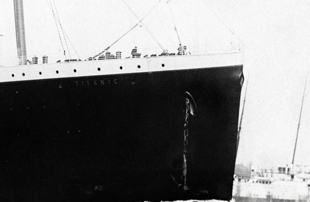 Click image for larger version

Name:	Titanic bow zoom.JPG
Views:	1
Size:	57.6 KB
ID:	91837