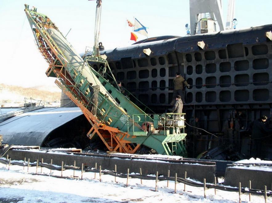 Click image for larger version

Name:	loading missles Oscar.jpg
Views:	1
Size:	95.0 KB
ID:	61617