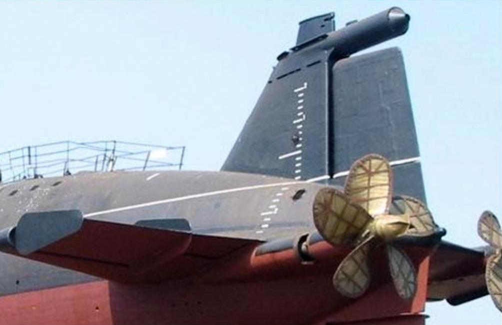 Click image for larger version

Name:	Delta stern zoom.jpg
Views:	1
Size:	48.7 KB
ID:	73206