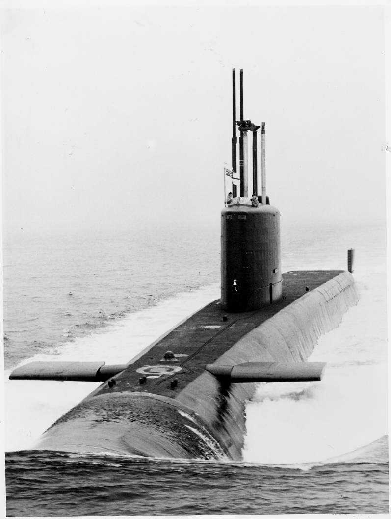 Click image for larger version

Name:	20070621222619!HMS_Renown_(Resolution-class_submarine)_.jpg
Views:	1
Size:	59.1 KB
ID:	64021