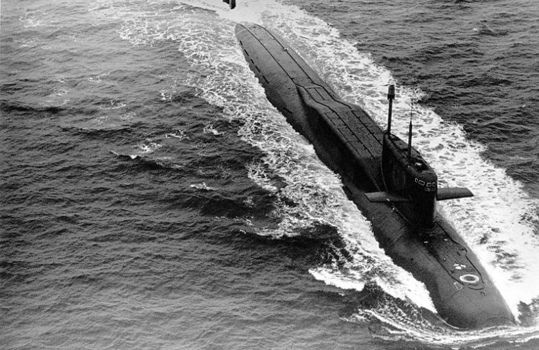 Click image for larger version

Name:	800px-Submarine_Yankee_II_class.jpg
Views:	2
Size:	97.4 KB
ID:	61713