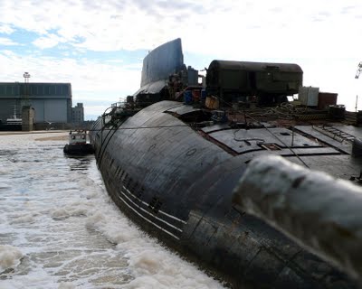 Click image for larger version

Name:	Jie-Mi-nuclear-submarine-03.jpg
Views:	1
Size:	21.0 KB
ID:	61797