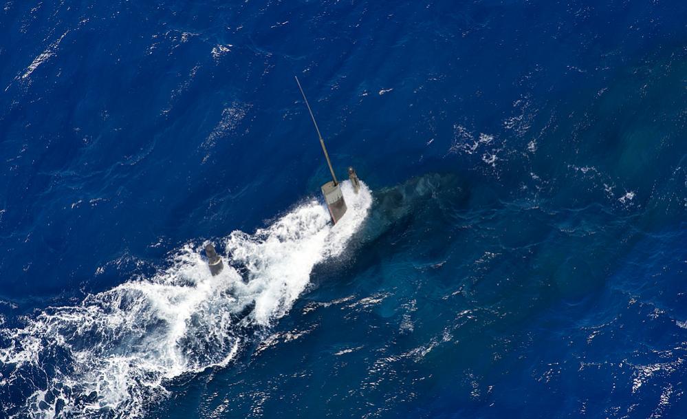 Click image for larger version

Name:	Collins masts3.jpg
Views:	1
Size:	92.6 KB
ID:	101153