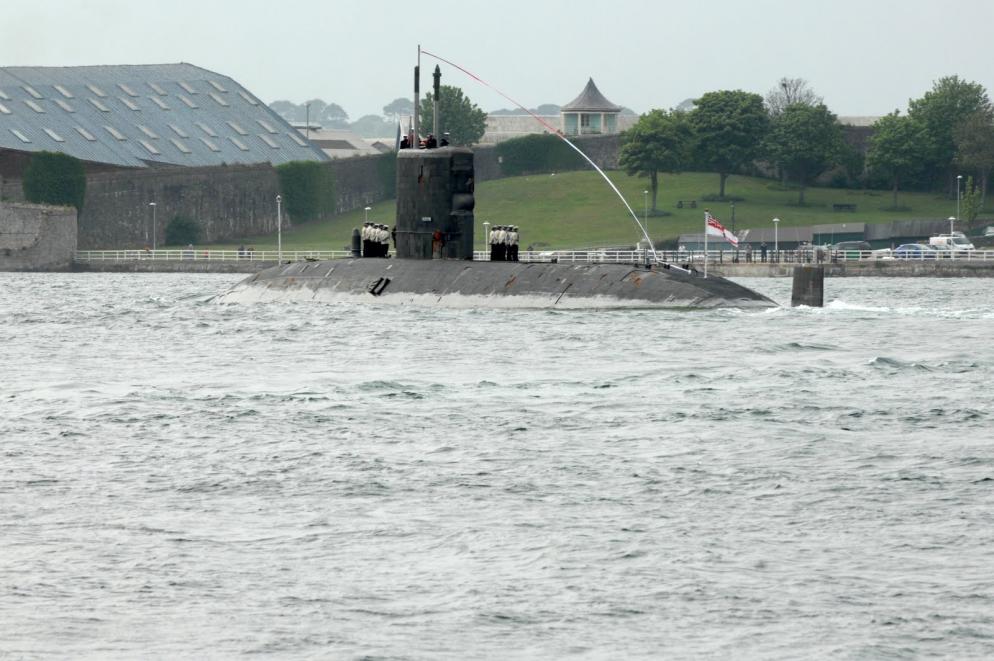 Click image for larger version

Name:	hms sceptre2.jpg
Views:	1
Size:	95.8 KB
ID:	101040