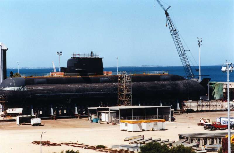 Click image for larger version

Name:	HMAS Collins out of water.jpg
Views:	1
Size:	42.8 KB
ID:	65996