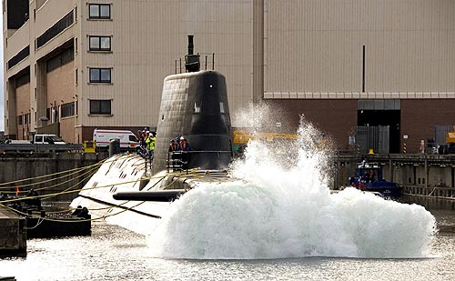 Click image for larger version

Name:	4-astute-submarine.jpg
Views:	1
Size:	42.6 KB
ID:	62516