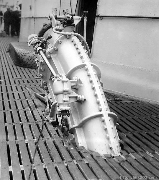 Click image for larger version

Name:	V4 ammunition hoist.jpg
Views:	1
Size:	73.4 KB
ID:	101146
