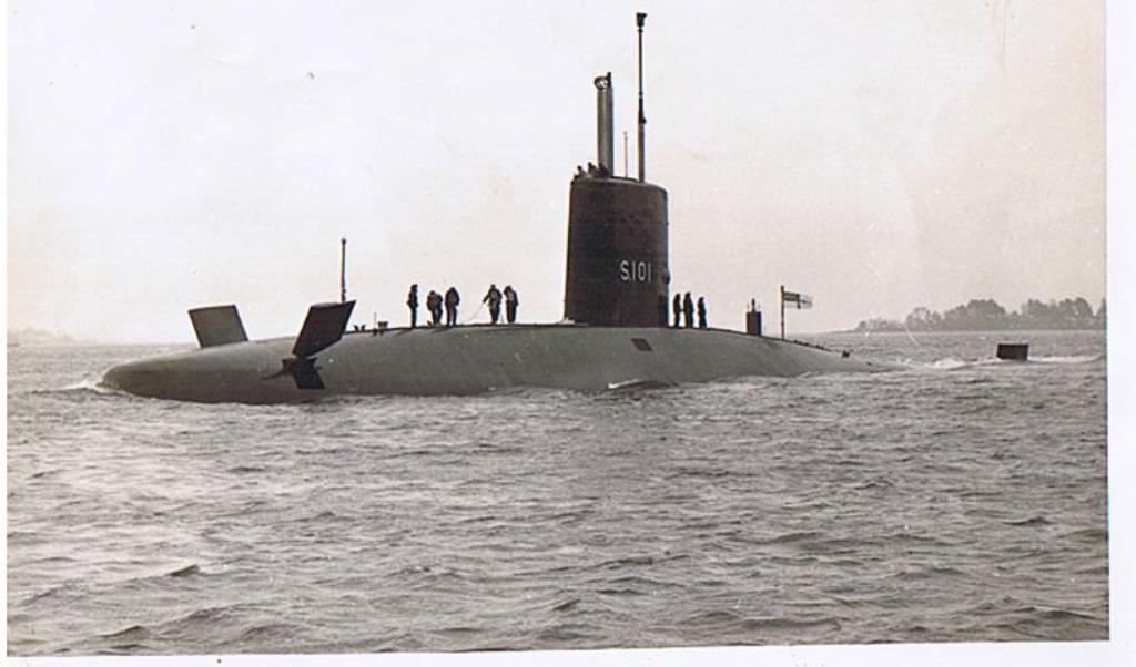Click image for larger version

Name:	dreadnaught.jpg
Views:	2
Size:	67.5 KB
ID:	100906