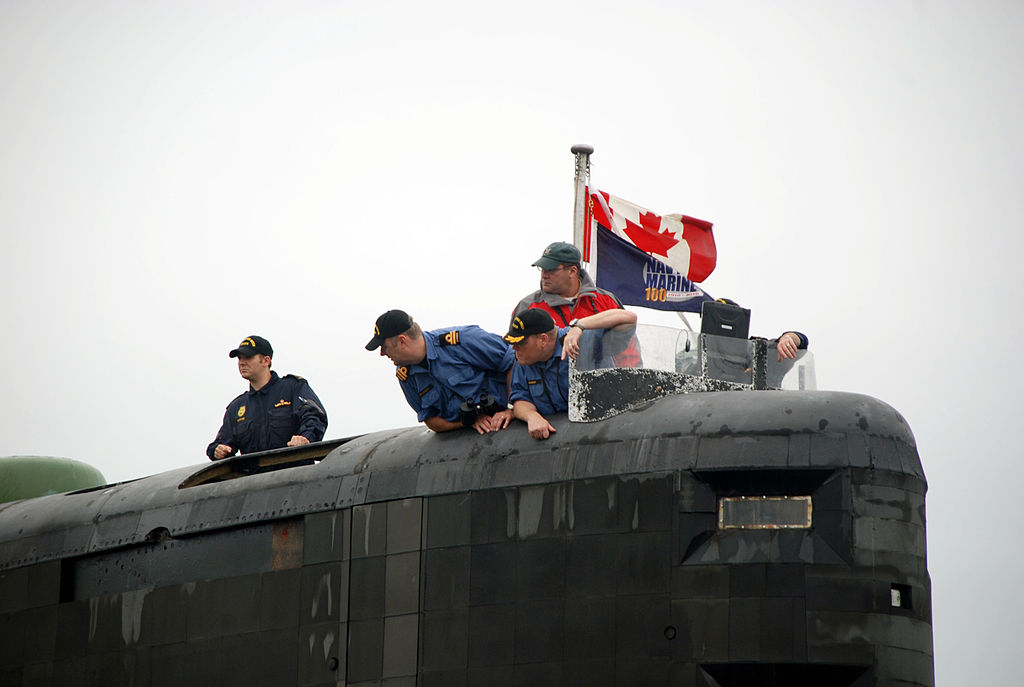 Click image for larger version

Name:	1024px-US_Navy_100816-N-3090M-167_Sailors_aboard_the_Canadian_navy_Victoria-class_long-range_pat.jpg
Views:	1
Size:	71.1 KB
ID:	67175