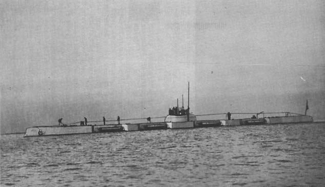 Click image for larger version

Name:	Russian_Submarine_Bars_1914.jpg
Views:	1
Size:	27.5 KB
ID:	61332