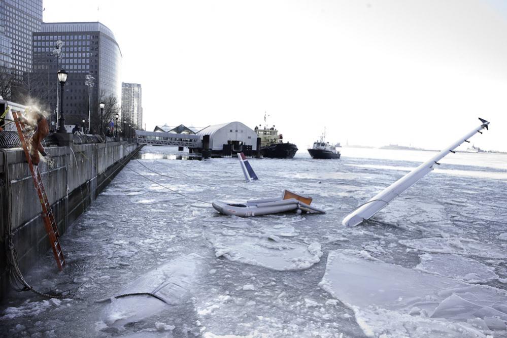 Click image for larger version

Name:	090117hudson_river_flight_1549561.jpg
Views:	1
Size:	93.9 KB
ID:	60683