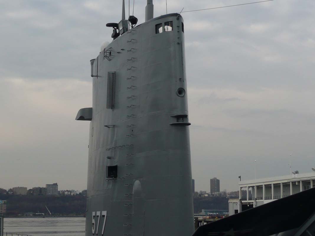 Click image for larger version

Name:	Growler sail close.jpg
Views:	1
Size:	56.0 KB
ID:	101713