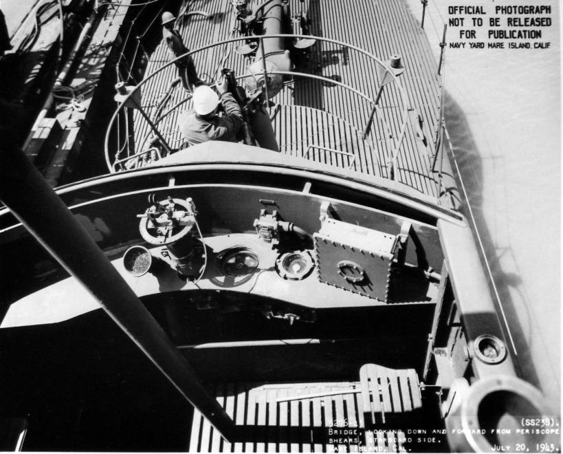 Click image for larger version

Name:	SS-238 bridge Wahoo.jpg
Views:	1
Size:	95.9 KB
ID:	66374