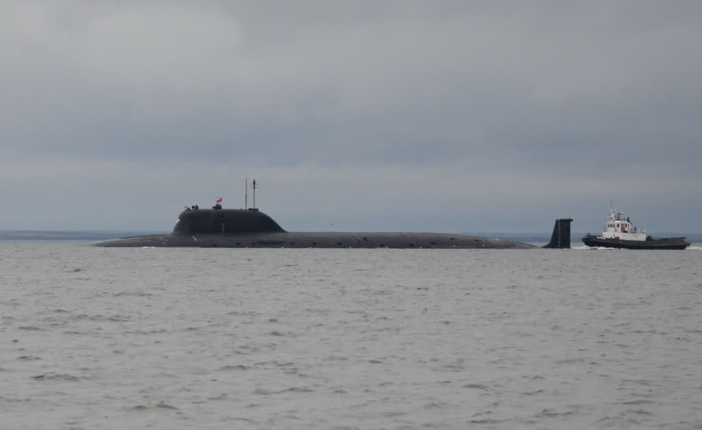 Click image for larger version

Name:	Yasen on sea trials.jpg
Views:	1
Size:	30.2 KB
ID:	65705