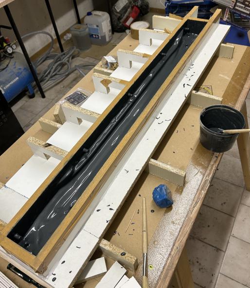 Click image for larger version

Name:	U1-041.jpg
Views:	181
Size:	61.7 KB
ID:	180425