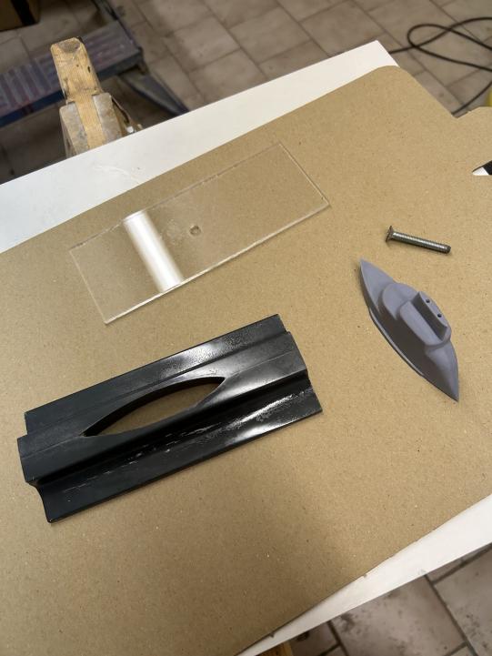 Click image for larger version

Name:	U1-118.jpg
Views:	95
Size:	46.9 KB
ID:	182329