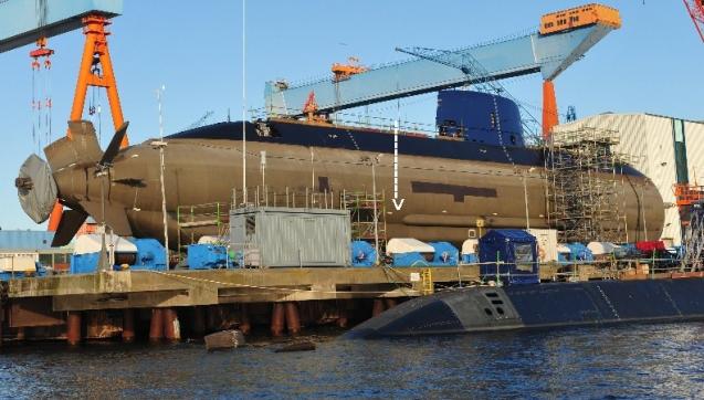 Click image for larger version  Name:	dolphin-submarine-at-kiel.jpg Views:	0 Size:	46.5 KB ID:	182470
