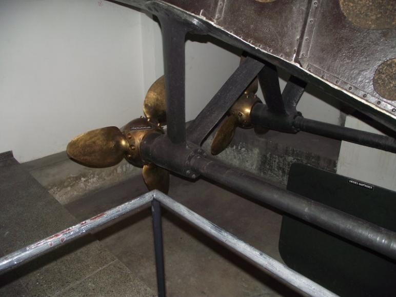 Click image for larger version

Name:	2010_370.jpg
Views:	175
Size:	49.0 KB
ID:	183000