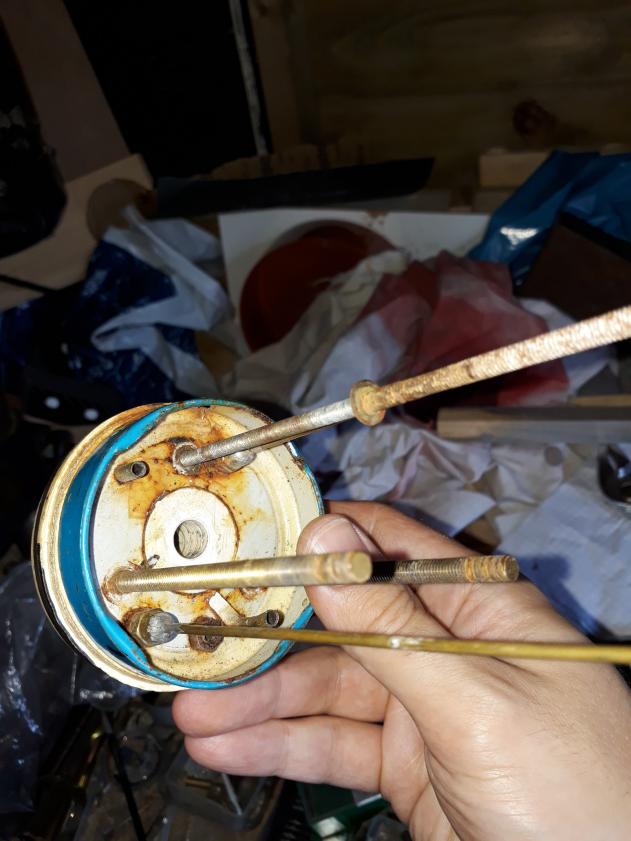 Click image for larger version

Name:	20180527_094357_copy_1548x2064.jpg
Views:	105
Size:	59.9 KB
ID:	186105