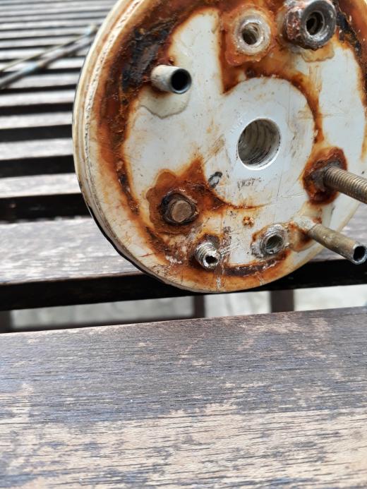 Click image for larger version

Name:	20180527_123718_copy_1548x2064.jpg
Views:	105
Size:	68.8 KB
ID:	186107