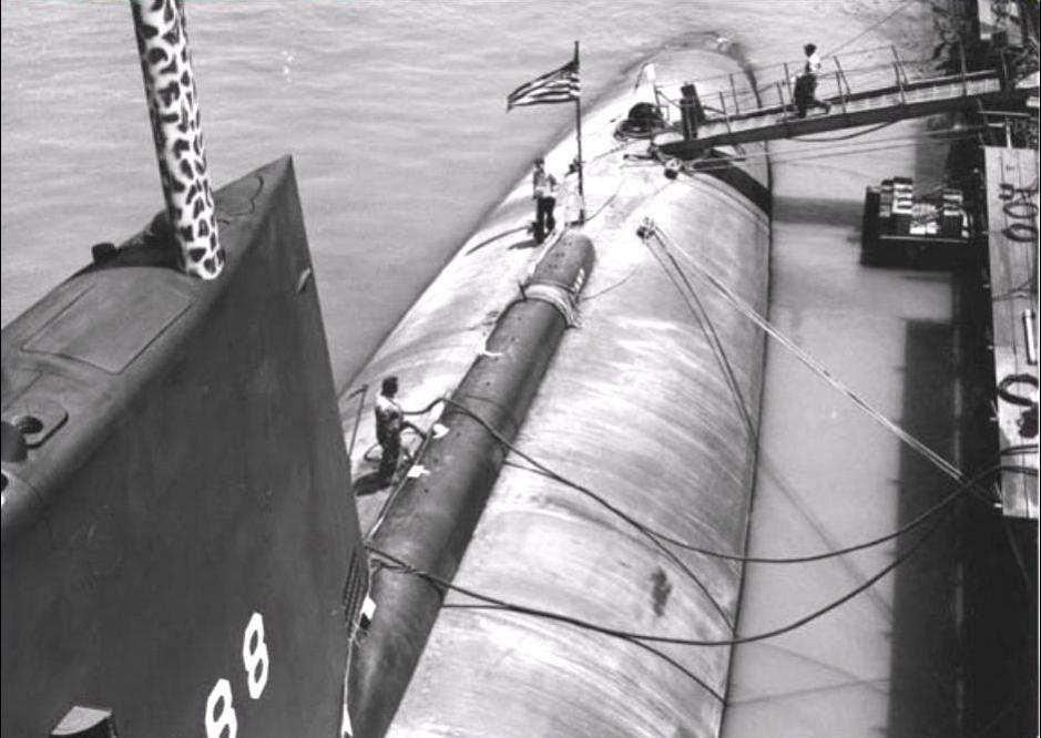 Click image for larger version

Name:	Scamp 1961 dock zoom.jpg
Views:	1
Size:	72.9 KB
ID:	76818