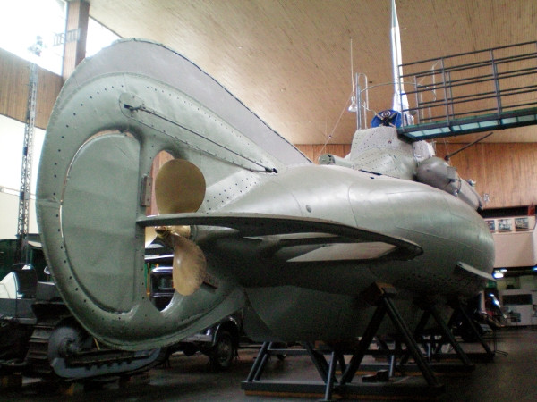 Click image for larger version

Name:	CB20-back.jpg
Views:	75
Size:	90.4 KB
ID:	187944