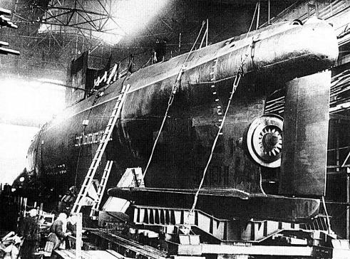 Click image for larger version

Name:	Pr617_stern.jpg
Views:	0
Size:	56.9 KB
ID:	192316