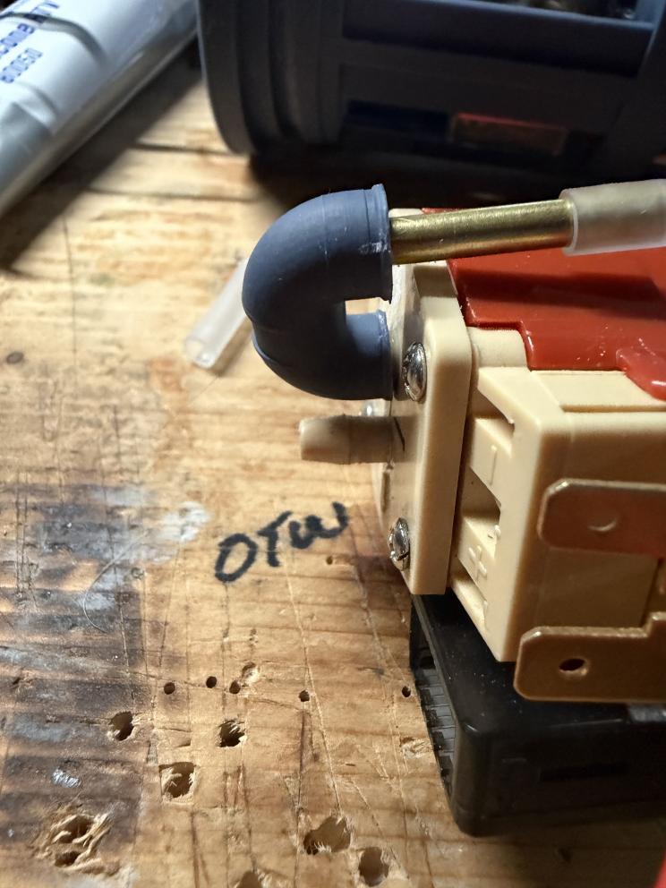 Click image for larger version

Name:	IMG_0295.jpg
Views:	0
Size:	88.7 KB
ID:	192336