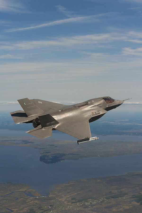 Click image for larger version

Name:	F35B.jpg
Views:	1
Size:	50.8 KB
ID:	81059
