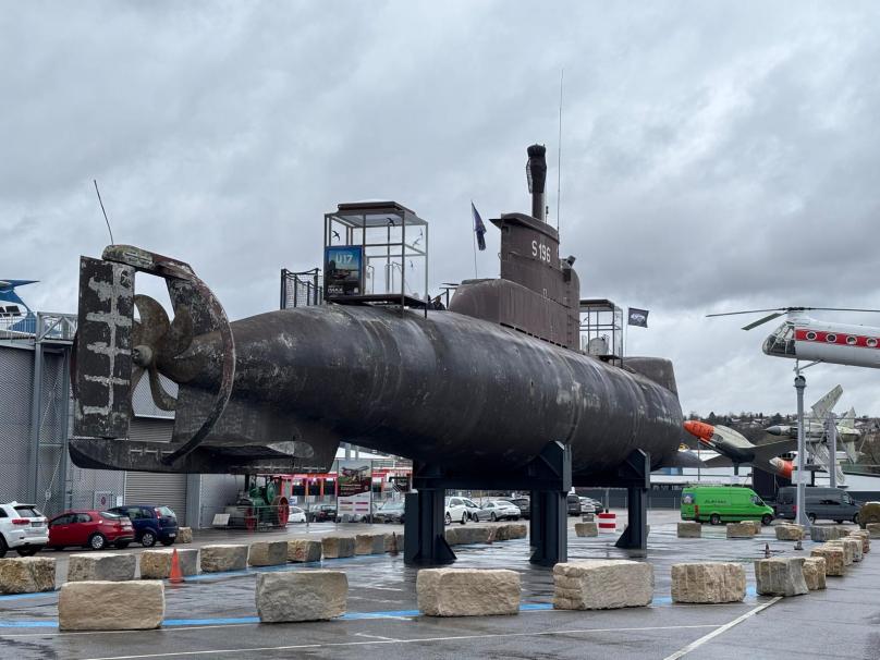 Click image for larger version

Name:	U17-36.jpg
Views:	31
Size:	70.6 KB
ID:	193774