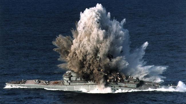 Click image for larger version

Name:	397505-torp.jpg
Views:	1
Size:	40.1 KB
ID:	61177