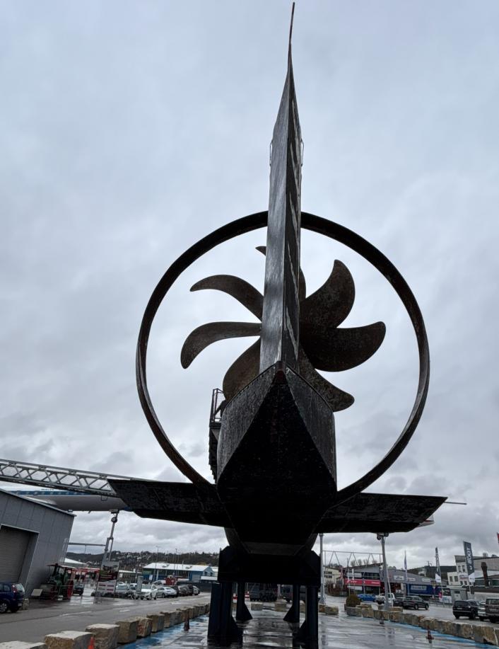 Click image for larger version

Name:	U17-43.jpg
Views:	5
Size:	63.5 KB
ID:	193807