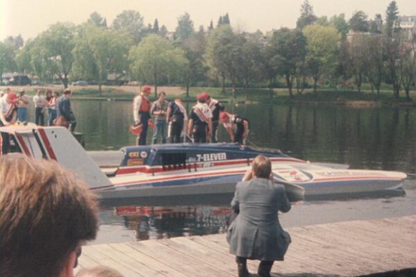 Click image for larger version

Name:	U711.jpg
Views:	1
Size:	34.8 KB
ID:	67730