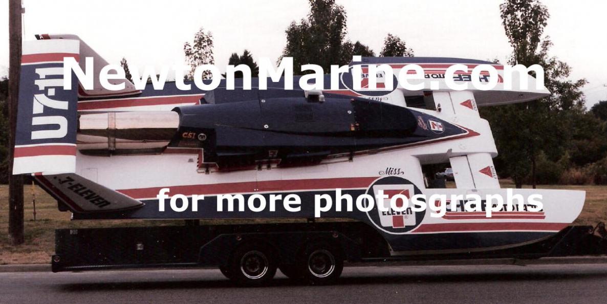 Click image for larger version

Name:	1985_U-711_Miss_7-Eleven_open_cockpit_Hull_8410.jpg
Views:	1
Size:	98.0 KB
ID:	67717