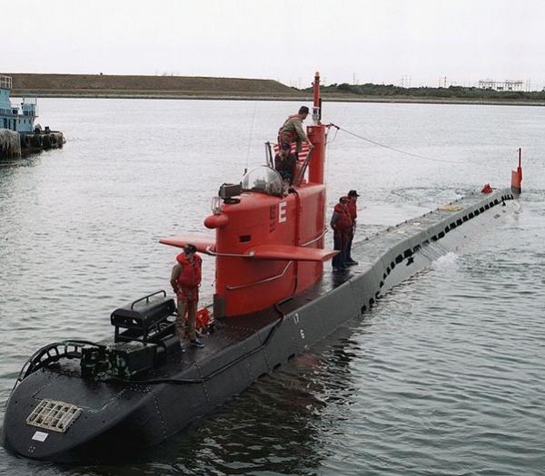 Click image for larger version

Name:	Secret-Forty-Year-Old-Nuclear-Submarine-Retired-2.jpg
Views:	1
Size:	52.1 KB
ID:	62278