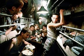 Click image for larger version  Name:	das-boot-cramped-space-thumb-425x283-33629.jpg Views:	0 Size:	57.7 KB ID:	194151